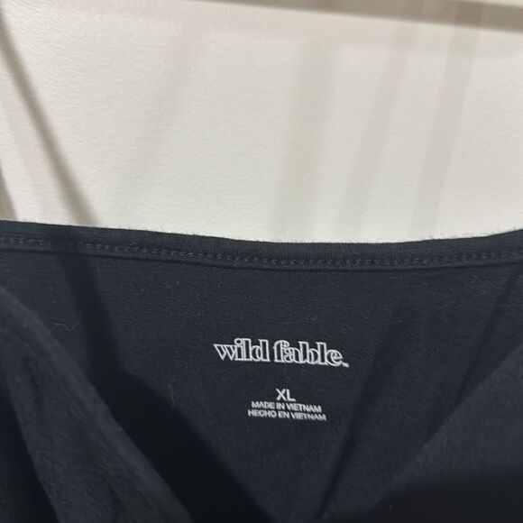 Wild Fable black cropped cami XL - Picture 2 of 2